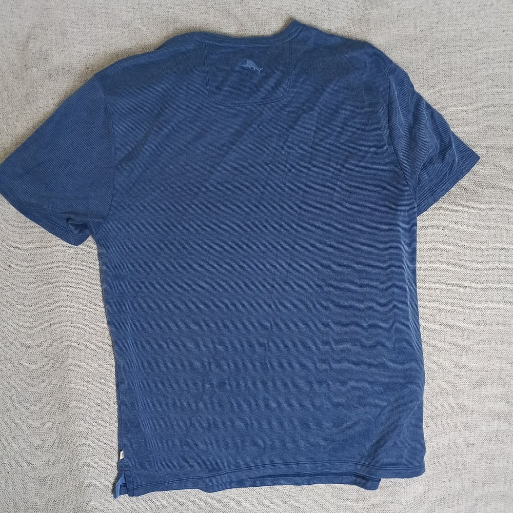 Tommy Bahama T-Shirt Mens Large Blue Excellent Tencel Modal Micro Stripe Tee - Picture 2 of 5